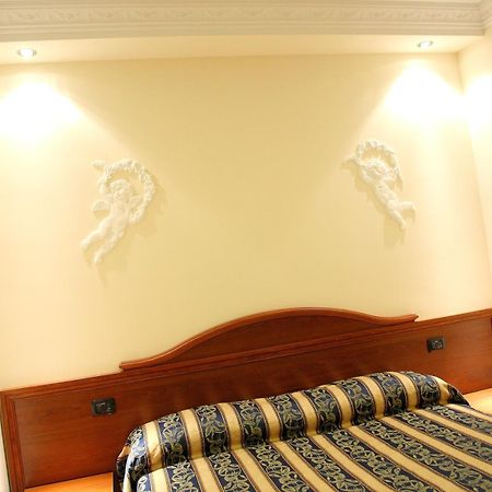 Guest House Galaxy Roma Exterior foto